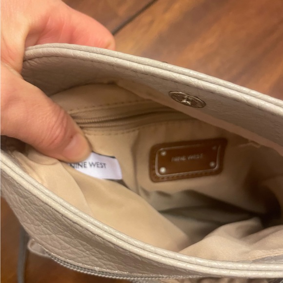 Nine West small silver gold over purse. EUC - Picture 6 of 10